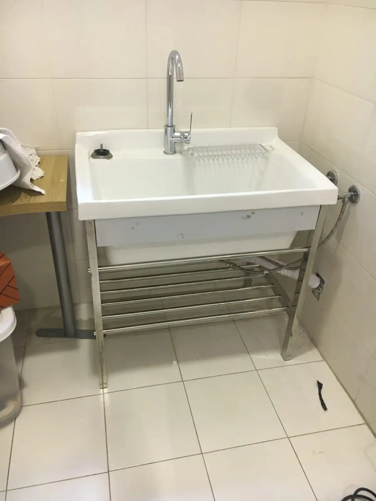 تركيب الأدوات الصحية في الكويت - فني متخصص